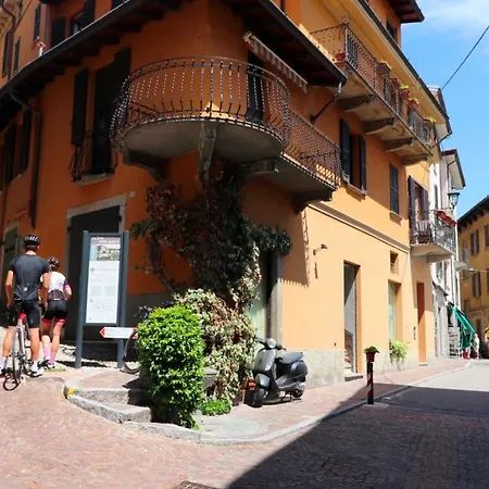 Castelli Delux Apartamento *